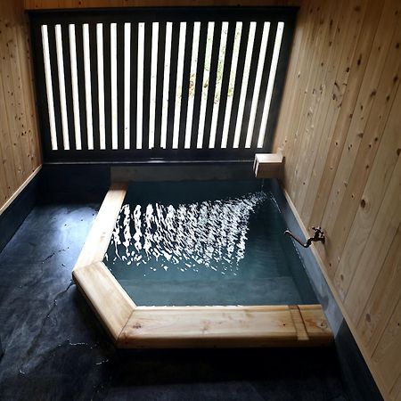Kominka Neri（古民家煉り） Miyawaka Exteriér fotografie